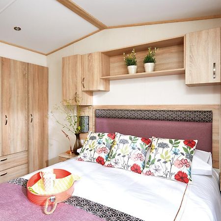 Jasmine Park Hotel Snainton ภายนอก รูปภาพ
